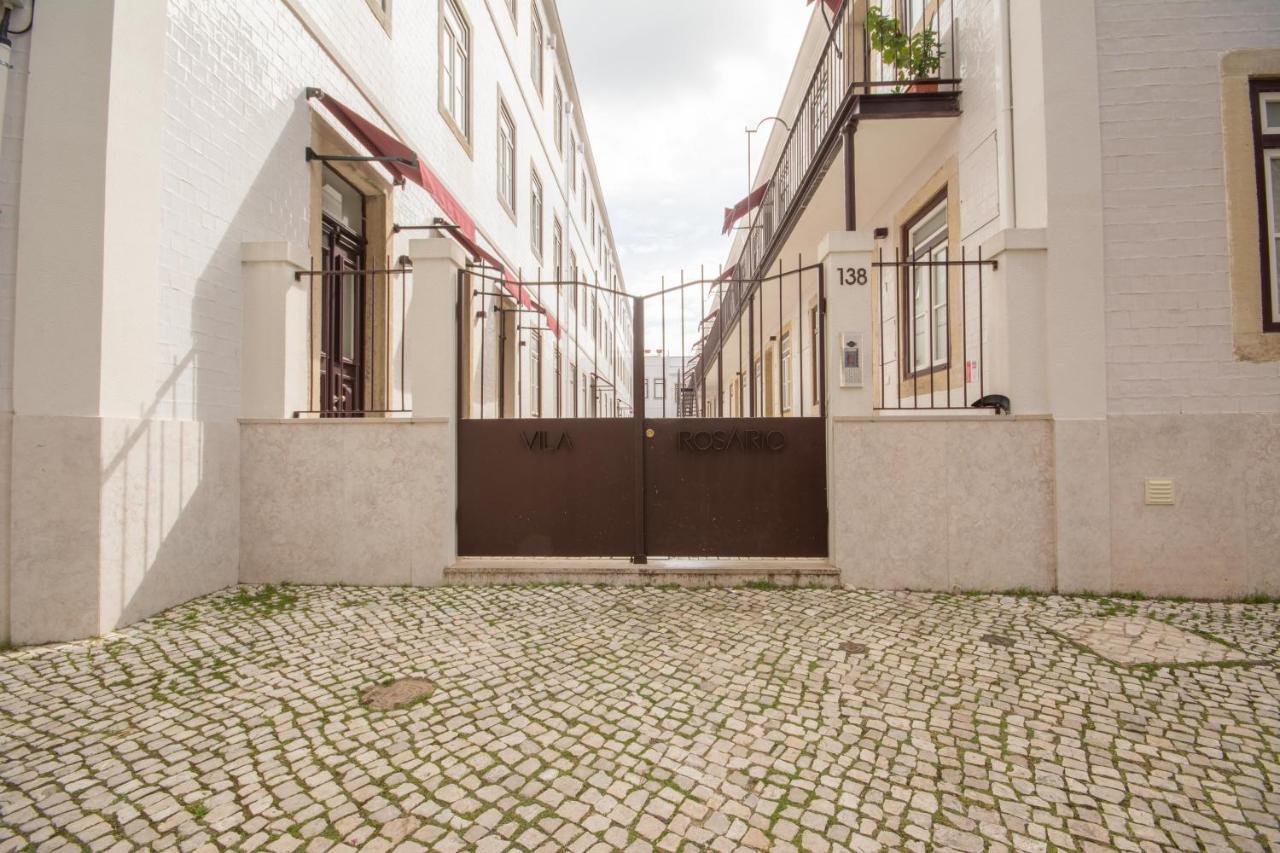 Charming Apartment In Private Condominium At Graca Lisbon Luaran gambar